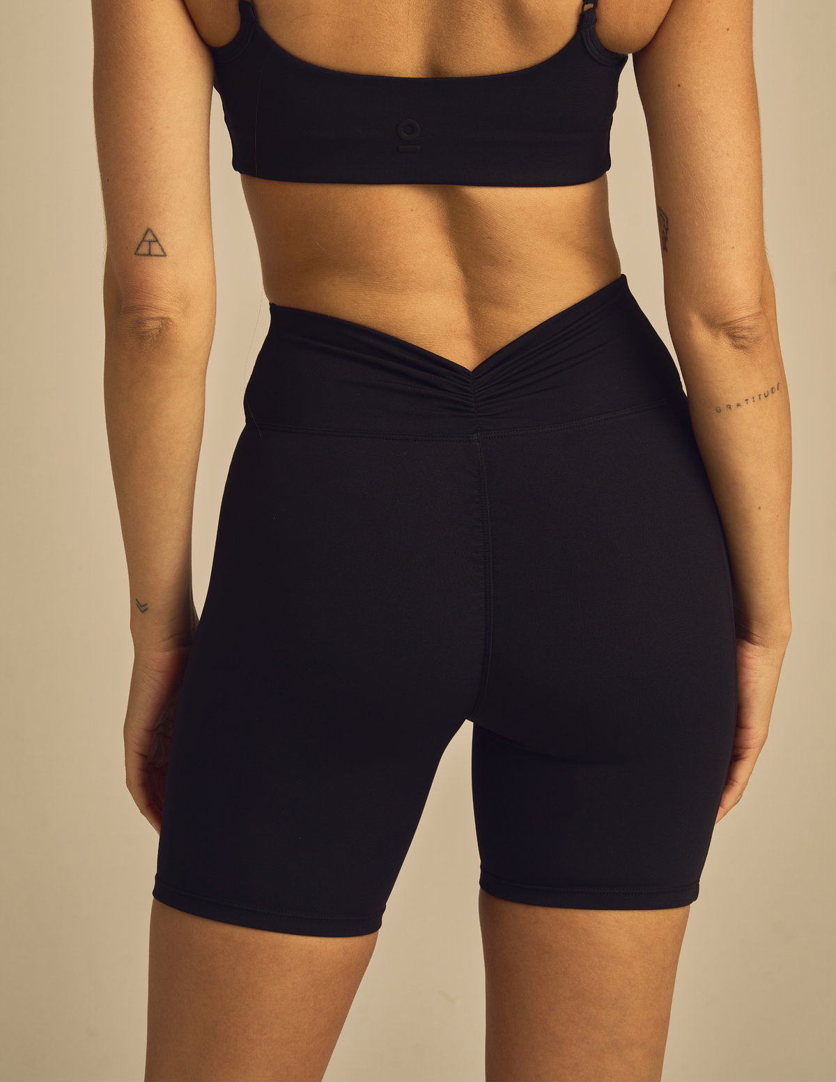 Luxe Compression 5" Biker Shorts: Opal / L